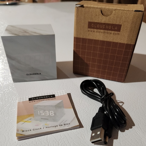 Cloudnola Block Clock - Picture 3 of 3